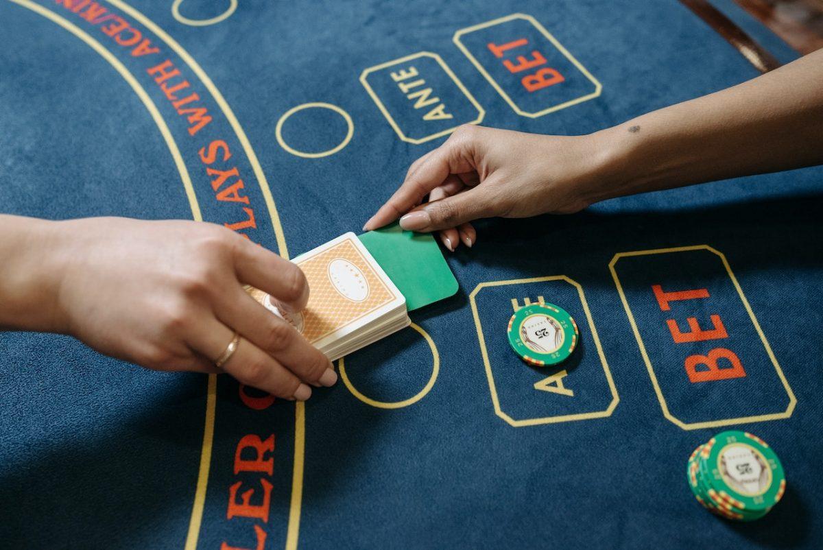 Khám phá top online casinos Canada uy tín hàng đầu cho người chơi năm 2024